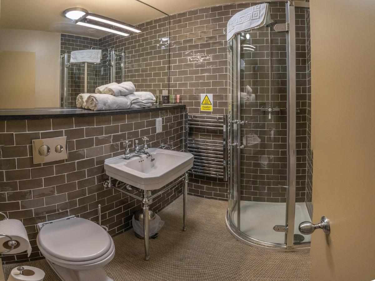 Harper'S Steakhouse With Rooms, هزلمر المظهر الخارجي الصورة