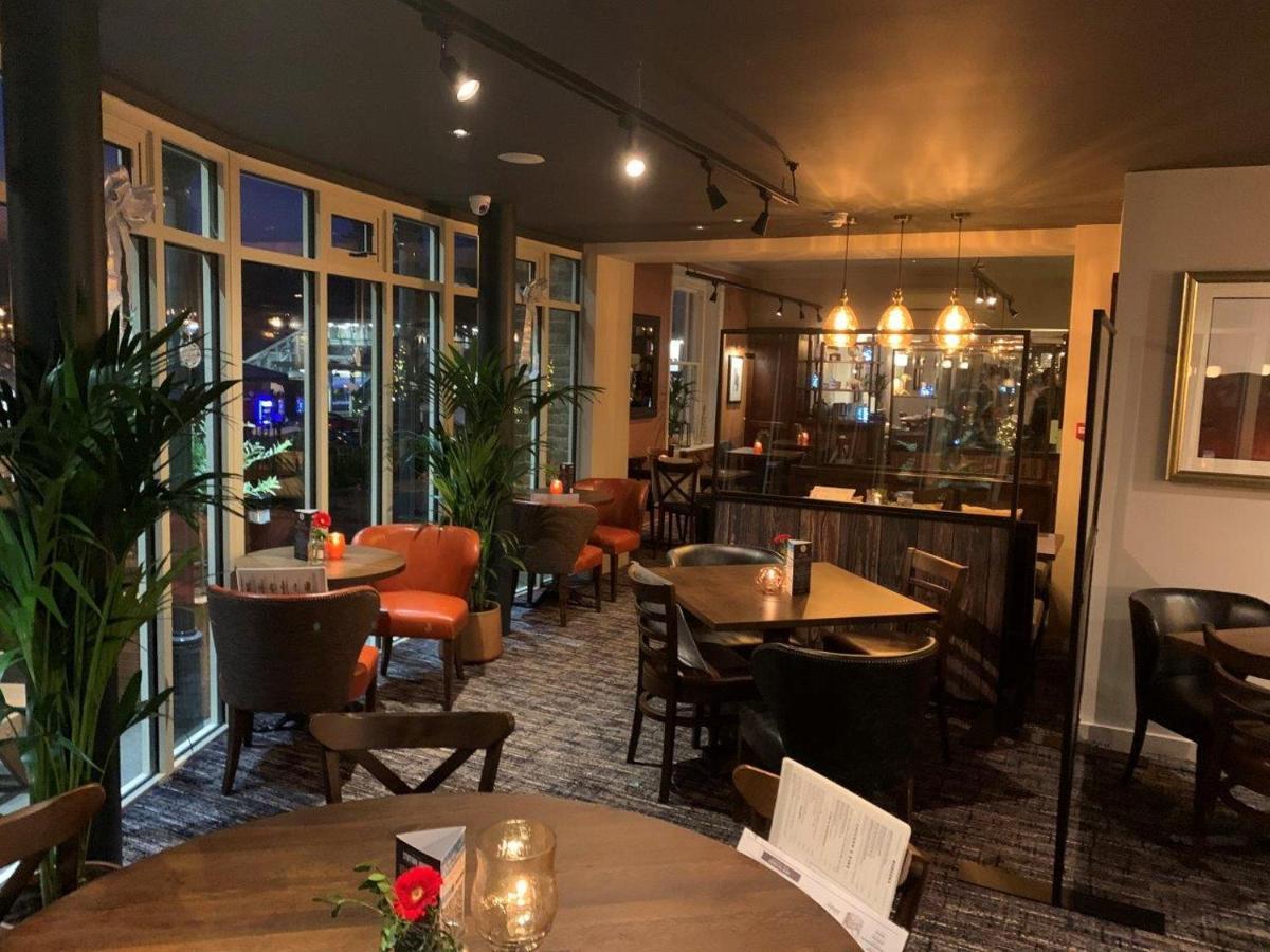 Harper'S Steakhouse With Rooms, هزلمر المظهر الخارجي الصورة